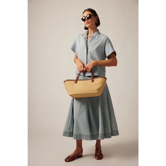 TUCKERNUCK Light Wash Denim Trapunto Stitch Sofia Shirt Size L NWT - Picture 4 of 8